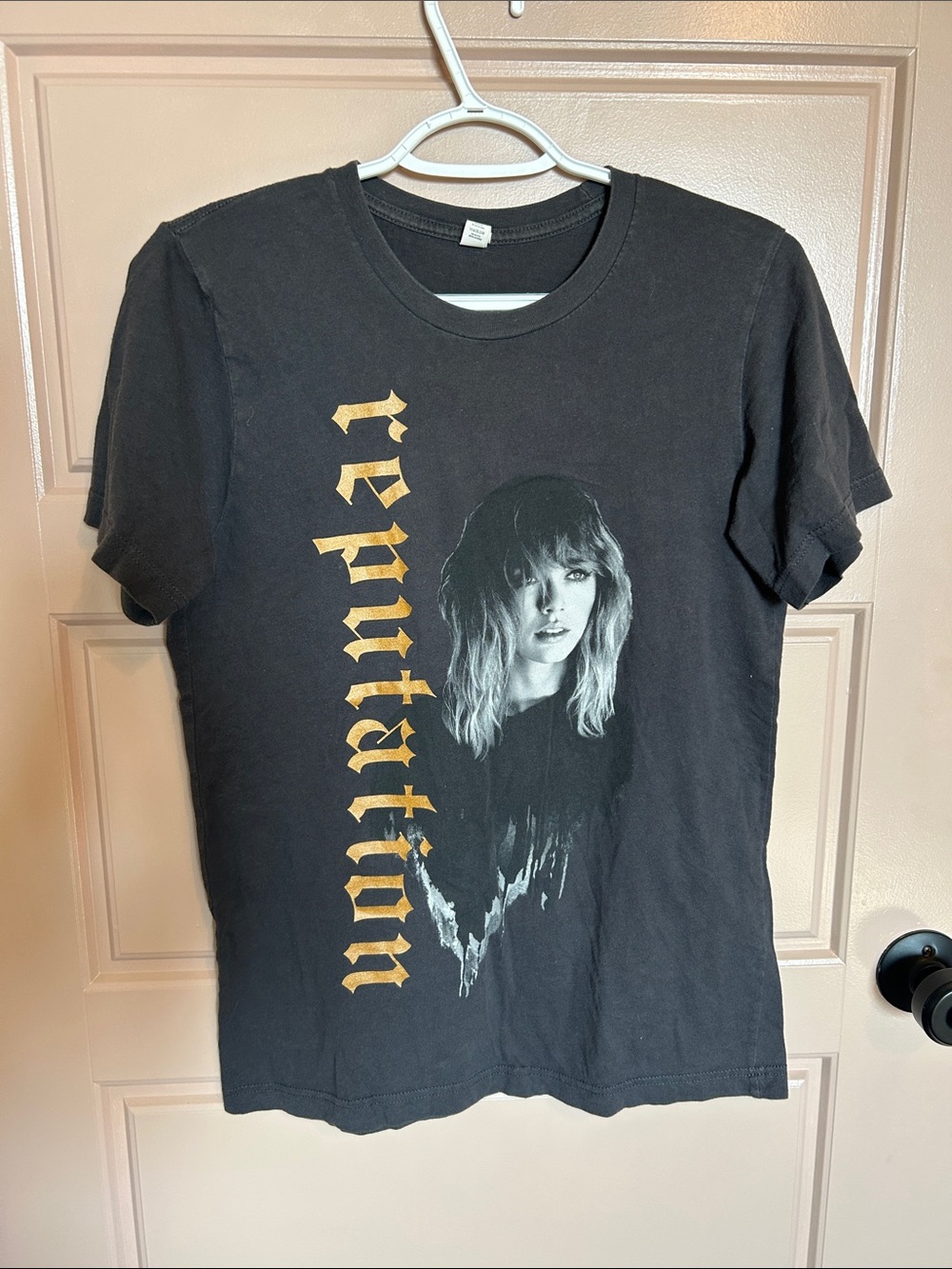 Reputation Graphic Tee - Black